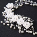 bridal-style-hair-white-flowers