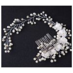 bridal-style-hair-white-flowers