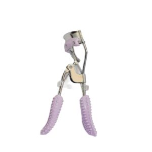 FALSE-EYELASHES-PERFECT-SHAPE