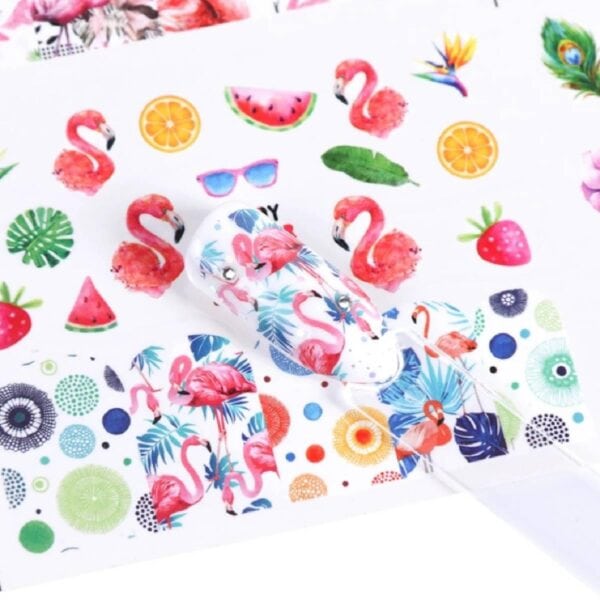 water-tranfer-stickers-nail-art