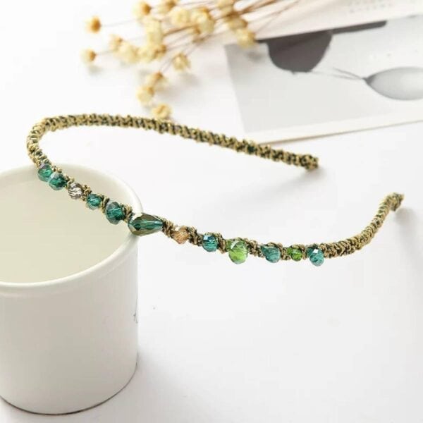 headband-rocks-colour-woman