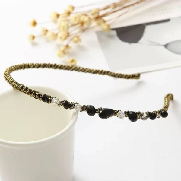 headband-rocks-colour-woman