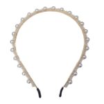 headband-crown-pearl-gilr-hair