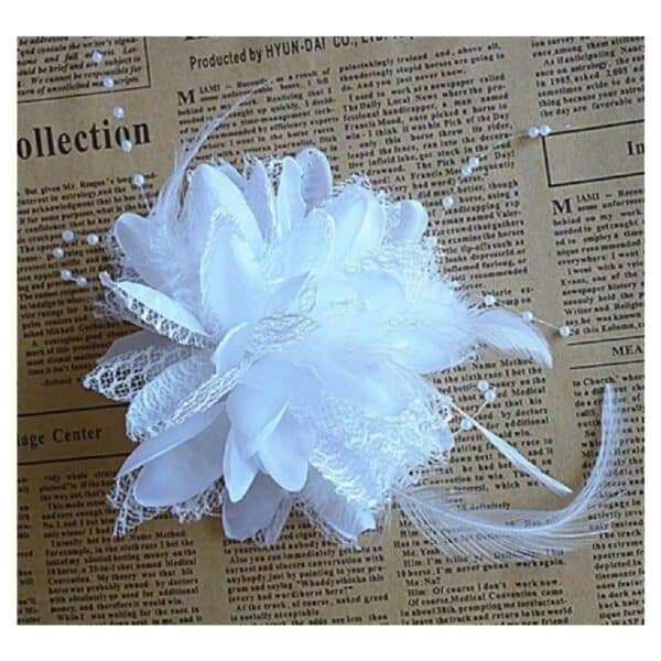 Νυφικό Κλιπ λευκό λουλούδι με δαντέλα και πέρλες - Image 6