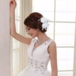 Νυφικό Κλιπ λευκό λουλούδι με δαντέλα και πέρλες - Image 5