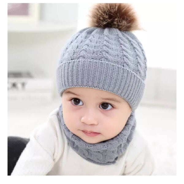 Σετ Πλεκτό μάλλινο σκουφάκι με φούντα + κασκόλ για ηλικία 0-10 χρονών Grey - Image 2