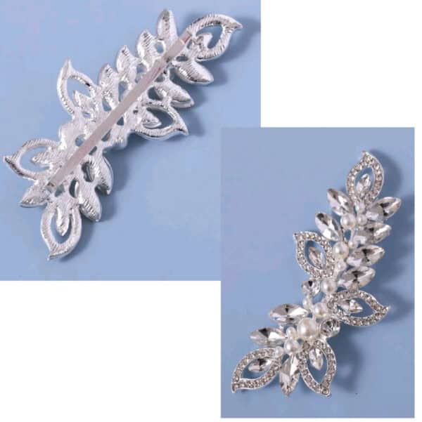 Νυφικό κλιπ- τσιμπιδάκι με  κρυσταλλάκια και πέρλες σε ασημί χρώμα 9 cm - Image 2