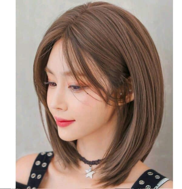 Γυναικεία Περούκα συνθετική υψηλής ποιότητας σε καστανό ανοιχτό χρώμα  χωρίς αφέλειες 16 inches - Image 2