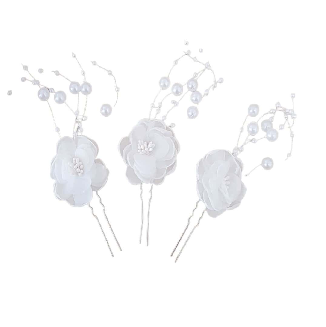 set-3-flowers-pin-bridal Σετ φουρκέτα 3 τμχ λευκό- ιβουάρ λουλούδι με πέρλες - Image 1