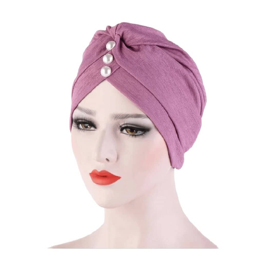 DUSTY-PURPLE-TURBAN-WOMAN (1) Γυναικείο Υφασμάτινο Μαλακό Τουρμπάνι μαλλιών Dusty Pink Pearls - Image 1