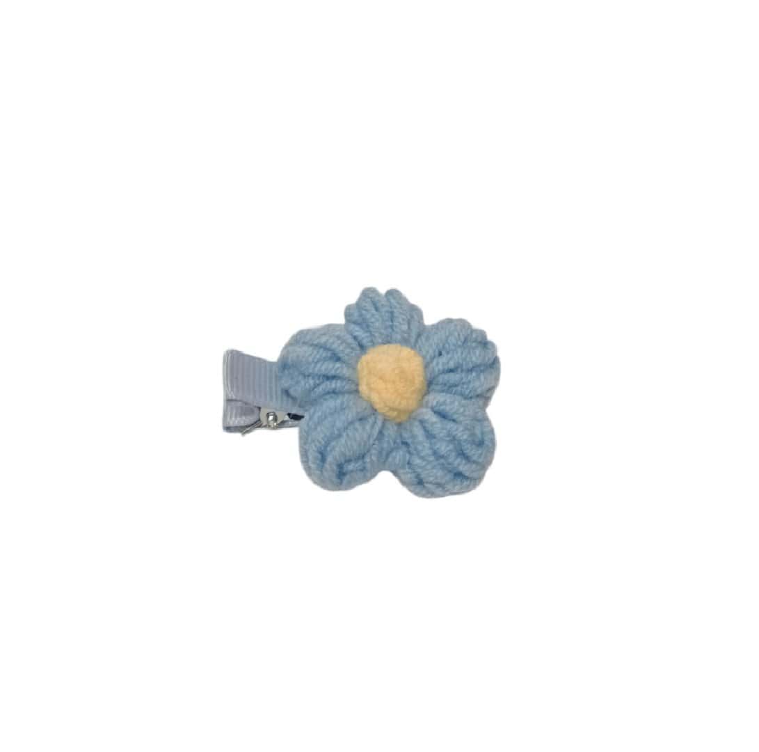plekto-blue-flower-clip Clip -Κοκαλάκι μαλλιών λουλουδάκι πλεκτό με προστασία 4cm - Blue - Image 1