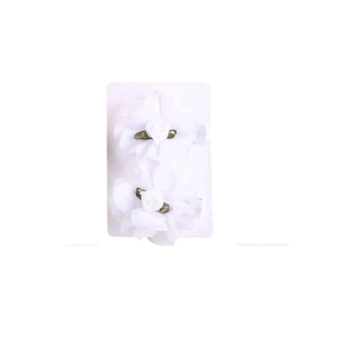 SET-FLOWER-WHITE-CLIP-HAIR Σετ 2 τμχ Παιδικό-βρεφικό Κλιπ λουλουδάκι White με προστατευτικό ύφασμα 5cm - Image 1