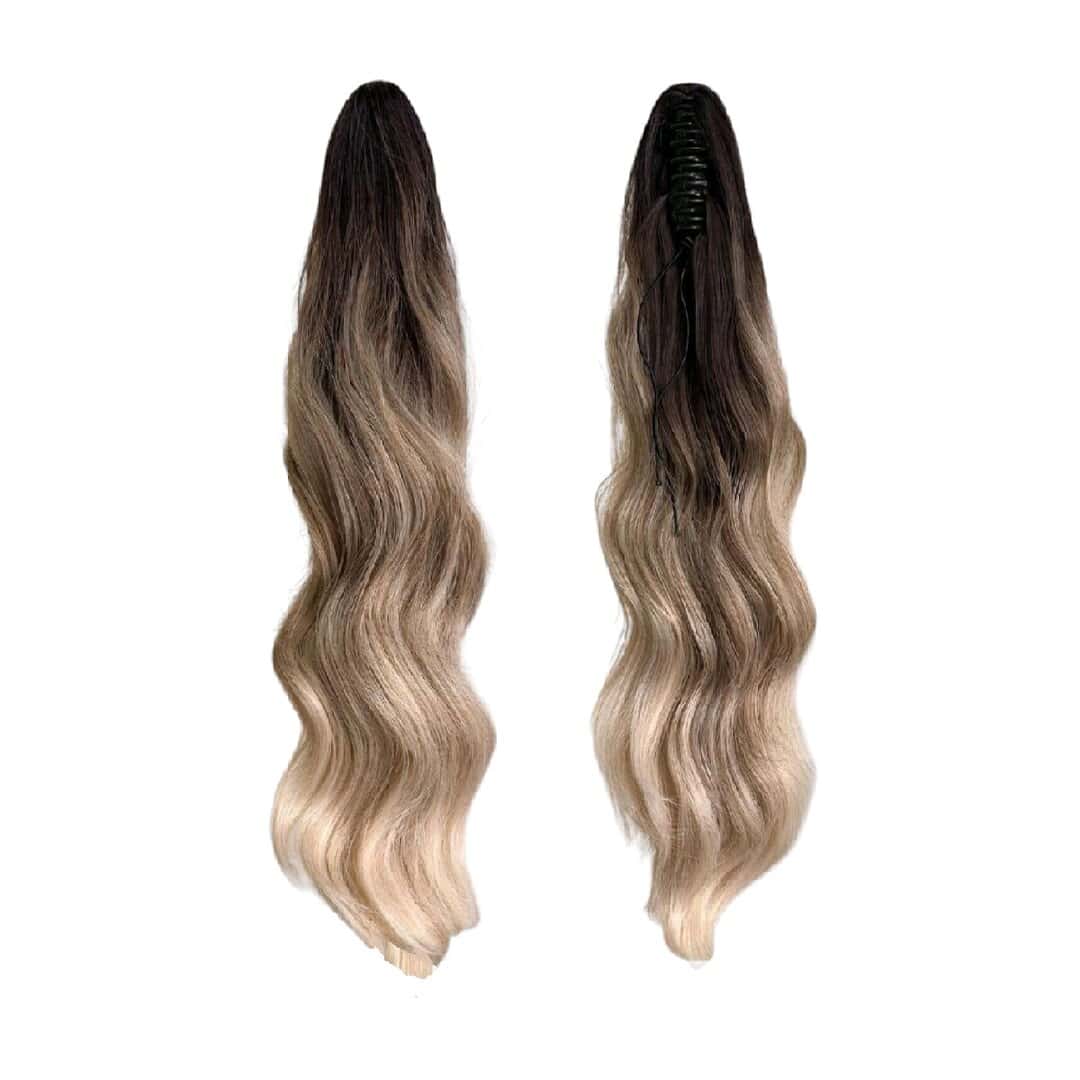 ponytail-long-ombre-brown-blonde-woman Ποστίς Αλογοουρά curly Ponytail συνθετική τρίχα υψηλής ποιότητας με κλάμερ- Ξανθό Ombre χρώμα 24 inches - Image 1