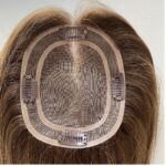 Γυναικείο Topper Τουπέ κορυφής μαλλιών από φυσική τρίχα με διάφανη βάση 13cm*15cm - Καστανό με μελί ανταύγειες SBB 14 inches - Image 4